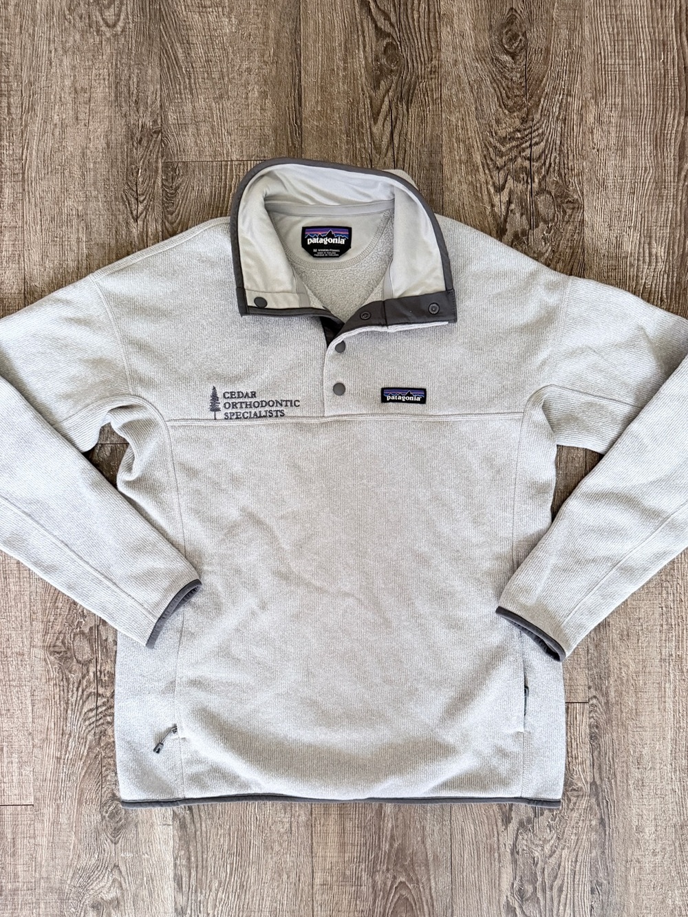 Patagonia woman’s Light Gray pullover better sweater , size medium
